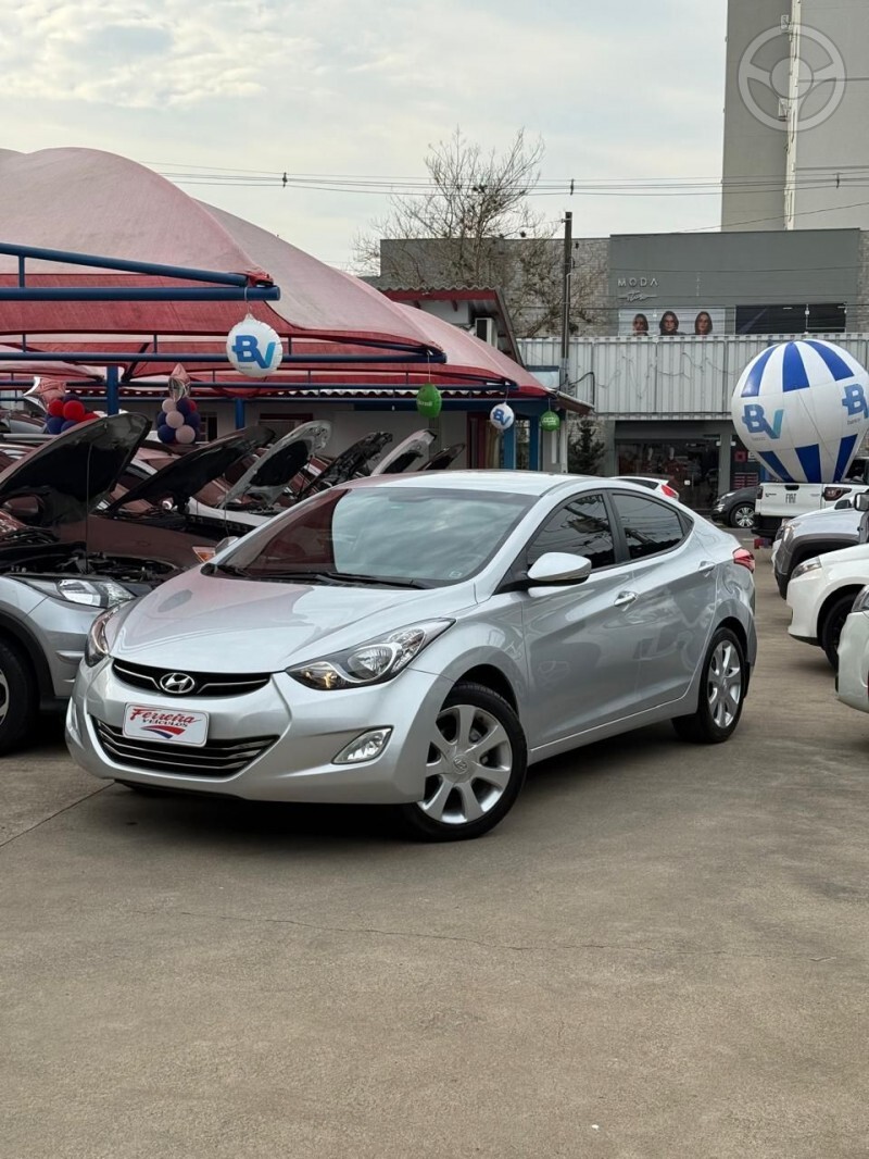 ELANTRA GLS 1.8 - 2013 - VENâNCIO AIRES
