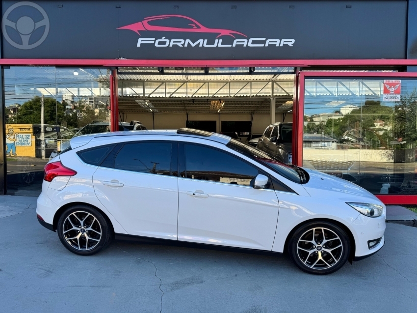 FOCUS 2.0 TITANIUM PLUS HATCH 16V FLEX 4P AUTO - 2016 - CAXIAS DO SUL