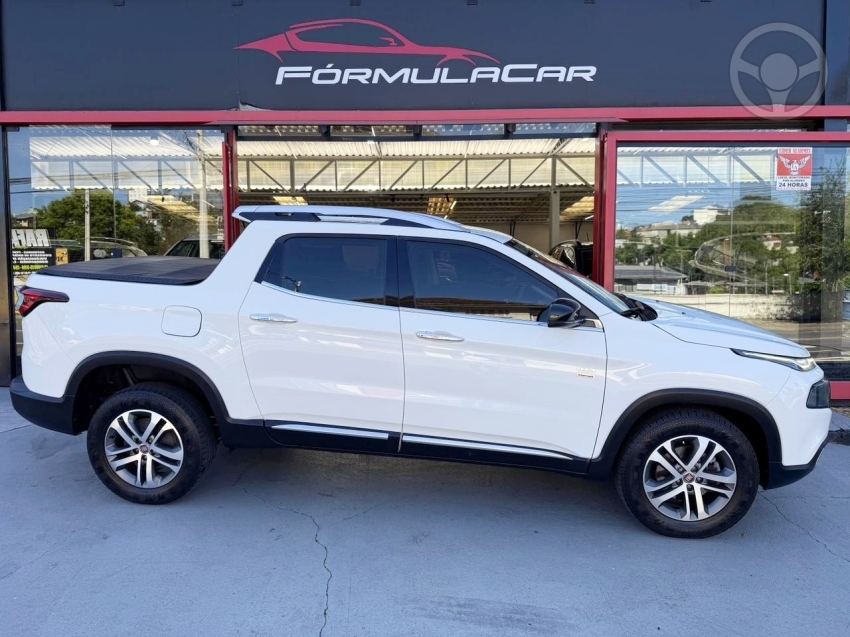 TORO 2.0 16V TURBO DIESEL VOLCANO AT9 4X4 AUTOMÁTICO - 2018 - CAXIAS DO SUL