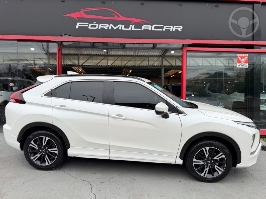 MITSUBISHI ECLIPSE CROSS 1.5 HPE 16