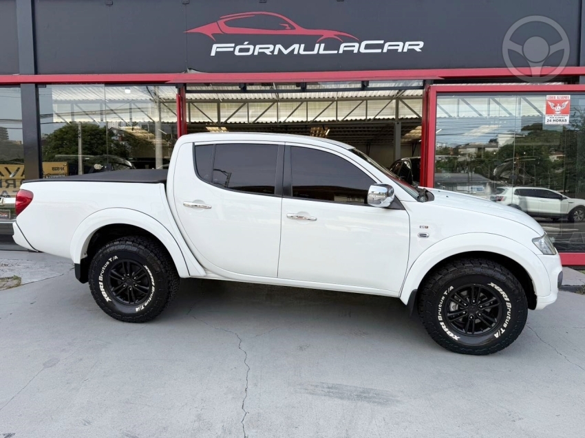 L200 TRITON 3.2 HPE 4X4 CD 16V TURBO INTERCOOLER DIESEL 4P AUTOMÁTICO - 2015 - CAXIAS DO SUL