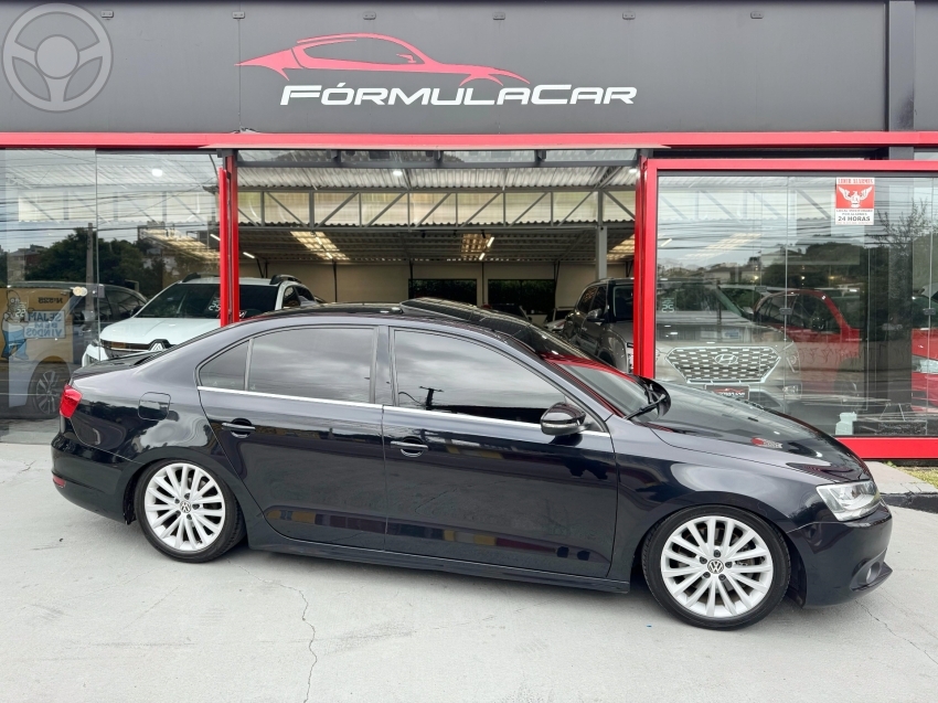 JETTA 2.0 TSI HIGHLINE 200CV 4P TIPTRONIC - 2012 - CAXIAS DO SUL