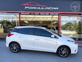yaris 1.5 xls flex 4p automatico 2023 caxias do sul