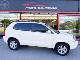 tucson 2.0 mpfi gls base 16v 143cv 2wd flex 4p automatico 2016 caxias do sul