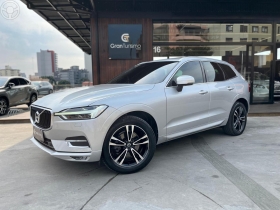 XC60 2.0 T5 MOMENTUM 4P AUTOMATICO