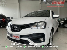 etios 1.5 x plus sedan 16v flex 4p manual 2020 candelaria