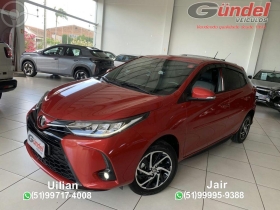 YARIS 1.5 XLS FLEX 4P AUTOMÁTICO