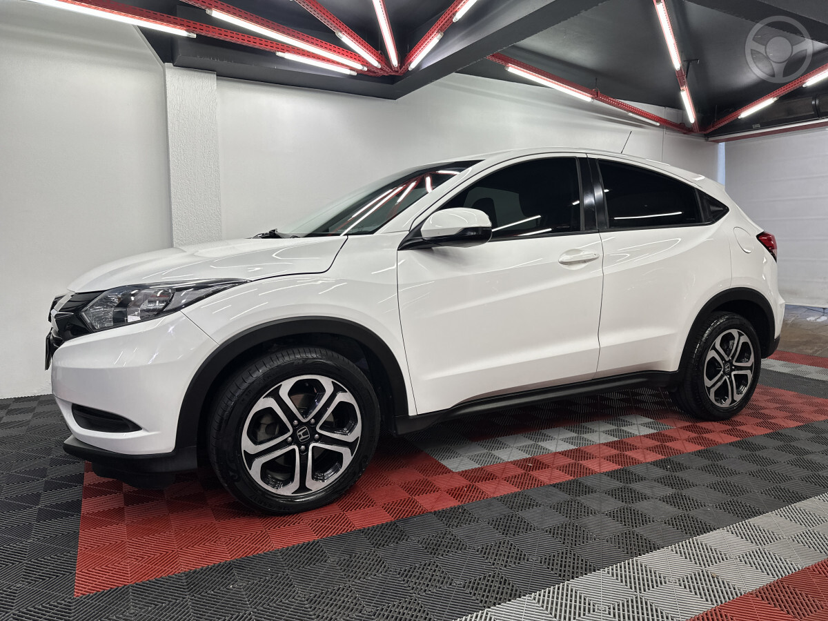 HR-V 1.8 16V FLEX LX 4P AUTOMÁTICO - 2016 - SANTA MARIA