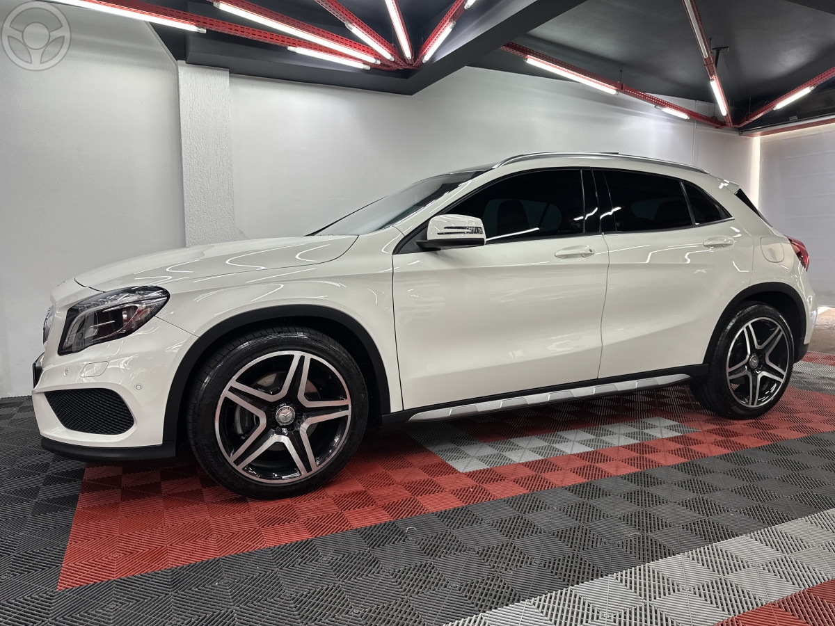 GLA 250 2.0 16V TURBO SPORT 4P AUTOMÁTICO - 2015 - SANTA MARIA