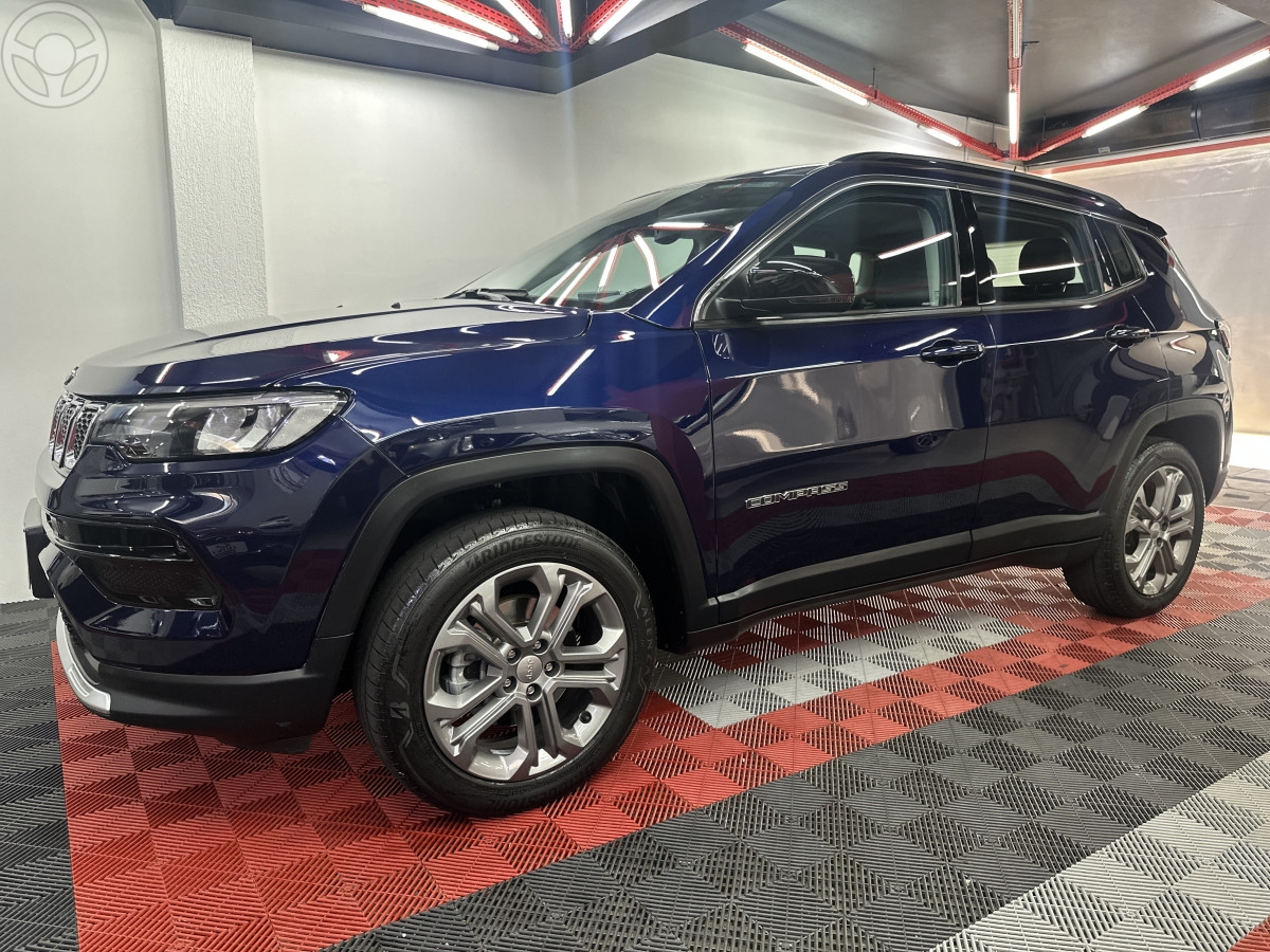 COMPASS 1.3 LONGITUDE T270 16V TURBO 4X2 FLEX 4P AUTOMÁTICO - 2023 - SANTA MARIA