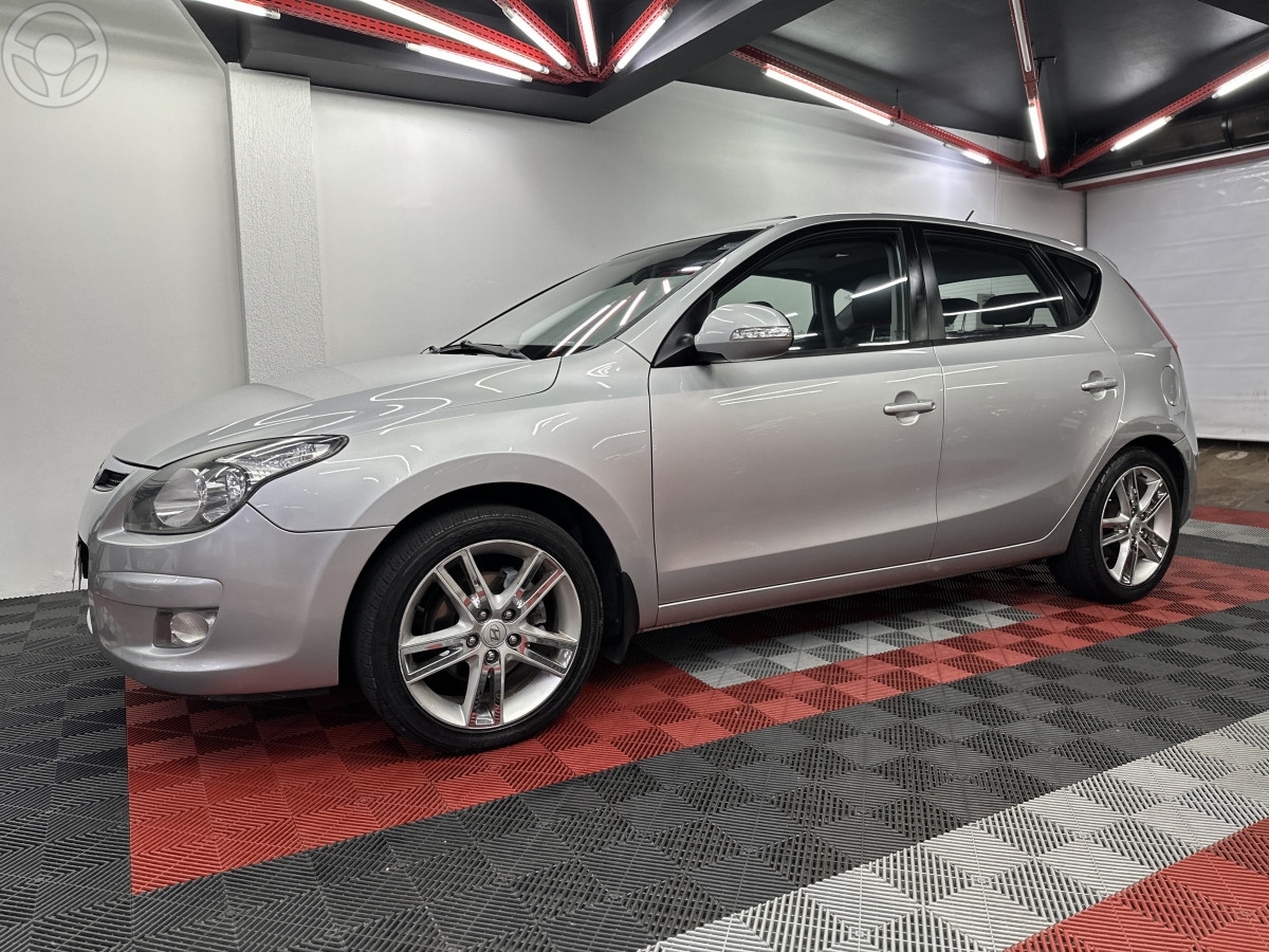 I30 2.0 MPFI GLS 16V 4P AUTOMÁTICO - 2011 - SANTA MARIA
