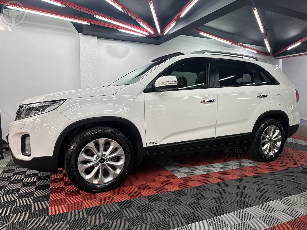 SORENTO 3.5 4X4 V6 24V 4P AUTOMÁTICO - 2015 - SANTA MARIA