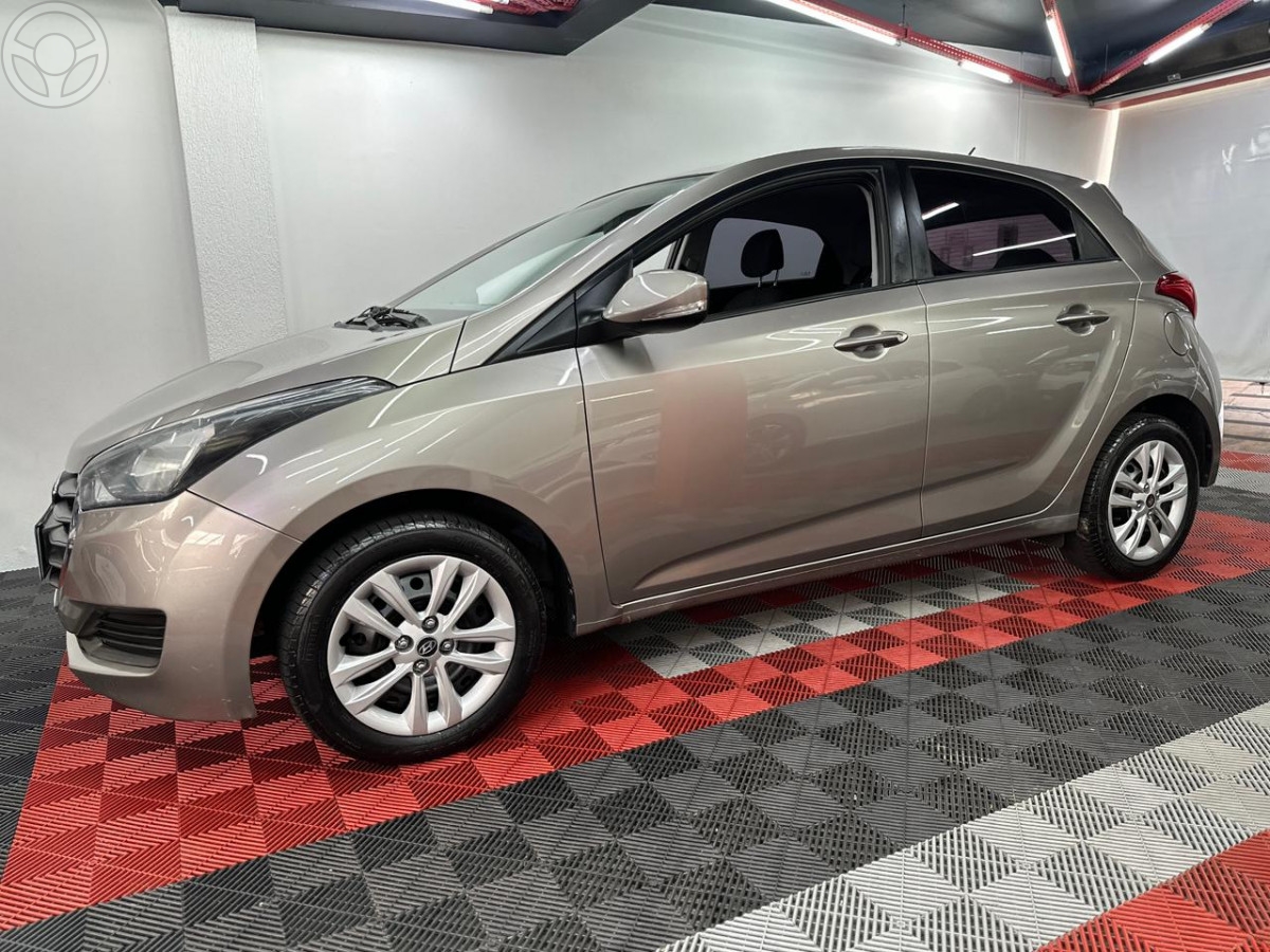 HB20 1.0 COMFORT 12V FLEX 4P MANUAL - 2016 - SANTA MARIA
