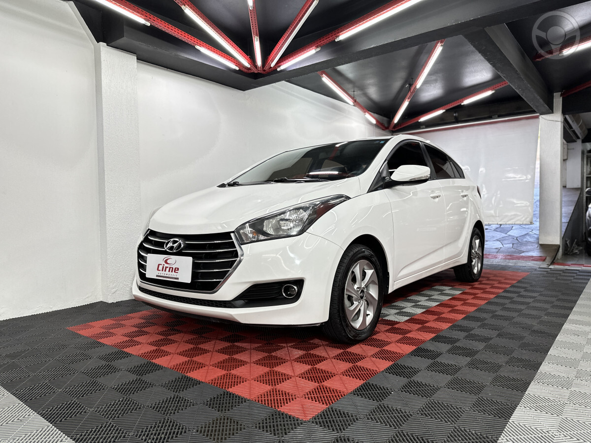 HB20S 1.6 COMFORT PLUS 16V FLEX 4P AUTOMÁTICO - 2017 - SANTA MARIA