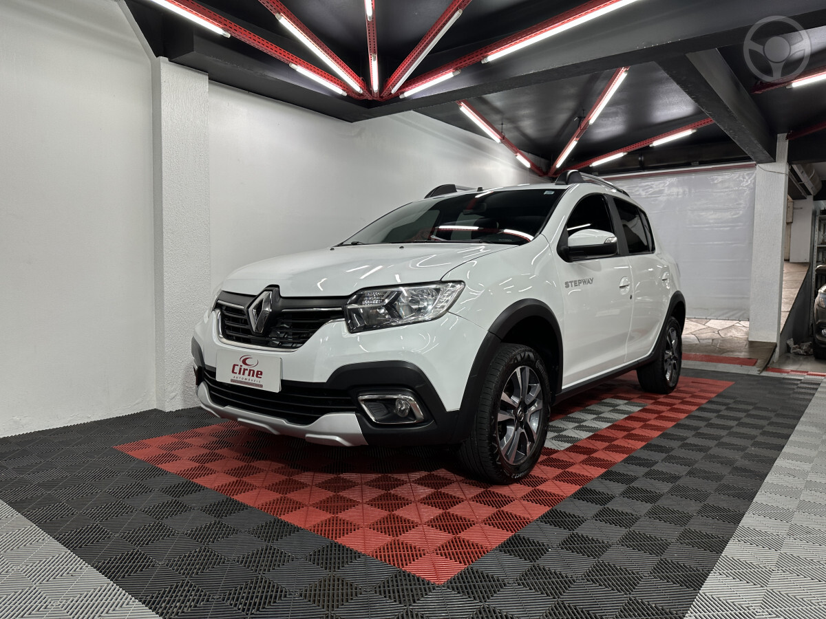 SANDERO 1.6 STEPWAY ICONIC X-TRONIC 16V FLEX 4P AUTOMÁTICO - 2021 - SANTA MARIA