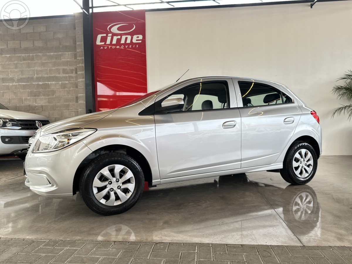 ONIX 1.0 LT 12V FLEX 4P MANUAL - 2015 - SANTA MARIA