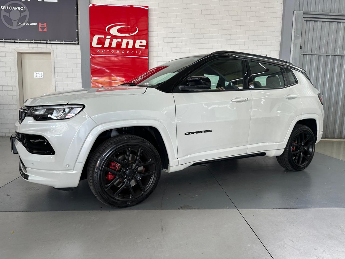 COMPASS 2.0 HURRICANE BLACKHAWK 4X4 TURBO 4P AUTOMÁTICO - 2025 - SANTA MARIA