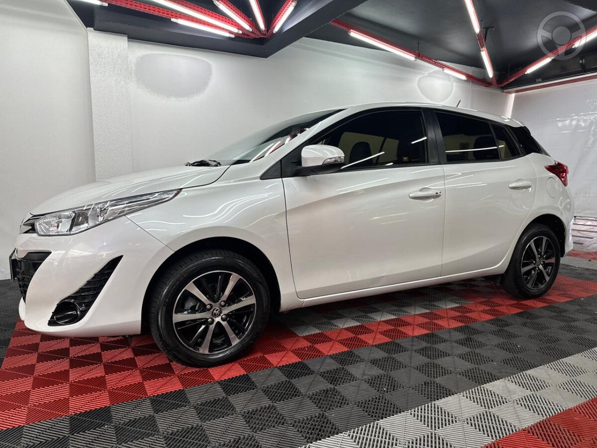 YARIS 1.5 XS CONNECT 16V FLEX 4P AUTOMÁTICO - 2022 - SANTA MARIA