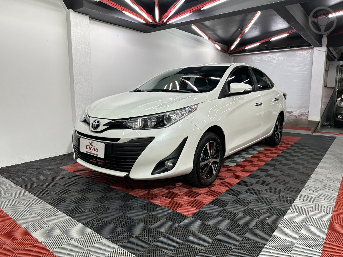 YARIS 1.5 XLS SEDAN 16V FLEX 4P AUTOMÁTICO - 2020 - SANTA MARIA
