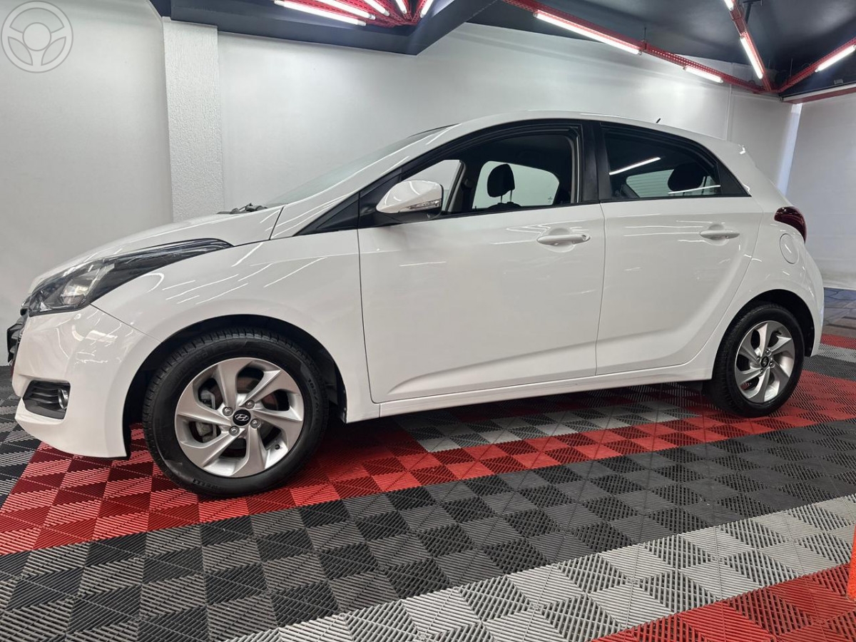 HB20 1.6 COMFORT 16V FLEX 4P MANUAL - 2016 - SANTA MARIA