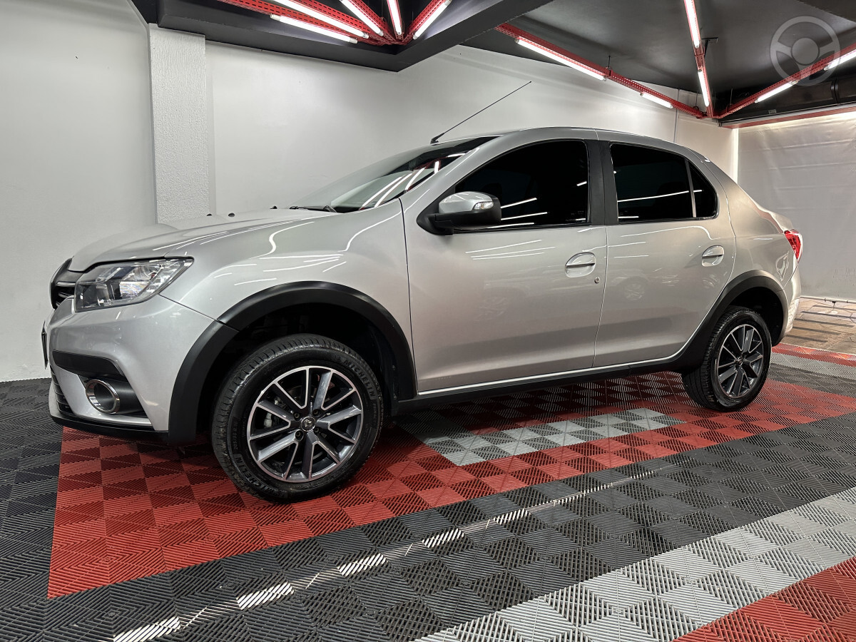 LOGAN 1.6 EXPRESSION 16V FLEX 4P AUTOMÁTICO - 2020 - SANTA MARIA