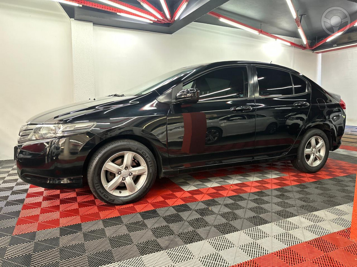 CITY 1.5 LX 16V FLEX 4P AUTOMÁTICO - 2010 - SANTA MARIA