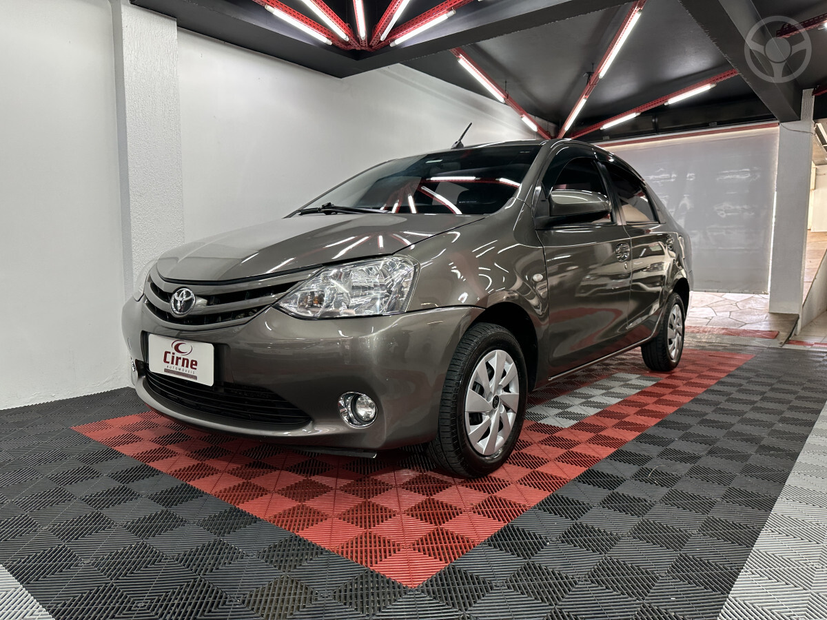 ETIOS 1.5 XS SEDAN 16V FLEX 4P AUTOMÁTICO - 2017 - SANTA MARIA