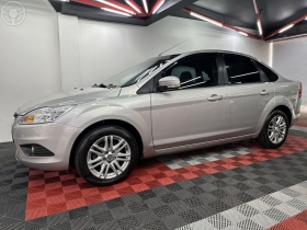 focus 2.0 glx 16v flex 4p automatico 2013 santa maria