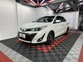 yaris 1.5 xls sedan 16v flex 4p automatico 2020 santa maria