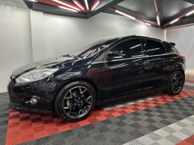 focus 2.0 titanium plus 16v flex 4p automatico 2015 santa maria