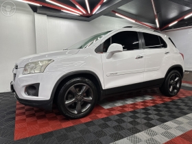 tracker 1.8 mpfi ltz 4x2 16v flex 4p automatico 2015 santa maria