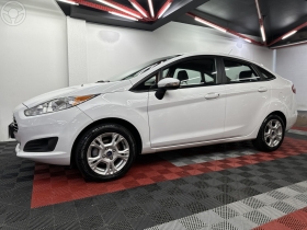 fiesta 1.6 se sedan 16v flex 4p automatico 2016 santa maria