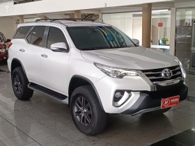 hilux sw4 2.8 srx 4x4 diamond 16v turbo diesel 4p 7 lugares automatico 2017 lajeado