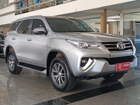 hilux 2.8 srx 4x4 cd 16v diesel 4p automatico 2019 lajeado