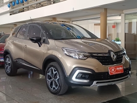 captur 1.3 iconic 16v turbo flex 4p automatico 2022 lajeado