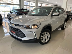 tracker 1.0 turbo flex lt automatico 2023 lajeado