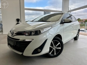 yaris 1.5 16v flex sedan xls connect multidrive 2021 lajeado