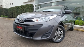yaris 1.5 16v flex sedan xl plus connect multidrive 2022 lajeado