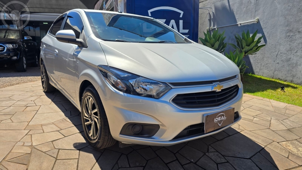 ONIX 1.4 MPFI LT 8V FLEX 4P MANUAL - 2018 - PASSO FUNDO