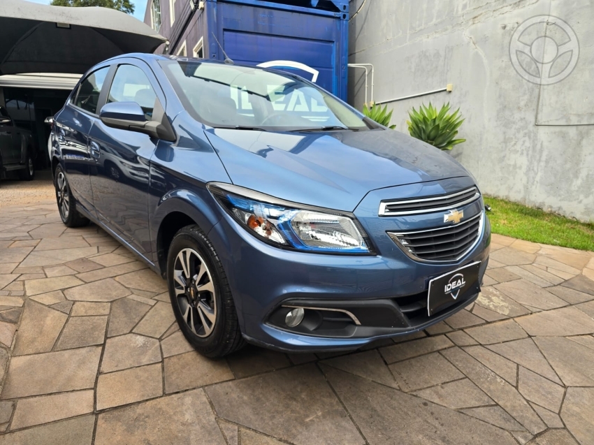 ONIX 1.4 MPFI LTZ 8V FLEX 4P MANUAL - 2015 - PASSO FUNDO