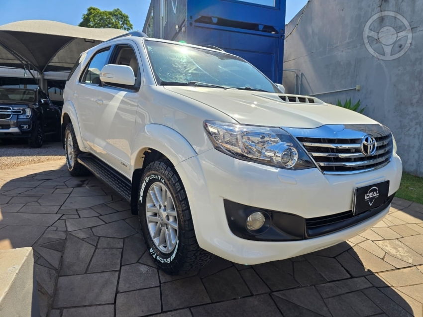 HILUX SW4 3.0 SRV 4X4 16V TURBO INTERCOOLER DIESEL 4P AUTOMÁTICO - 2015 - PASSO FUNDO