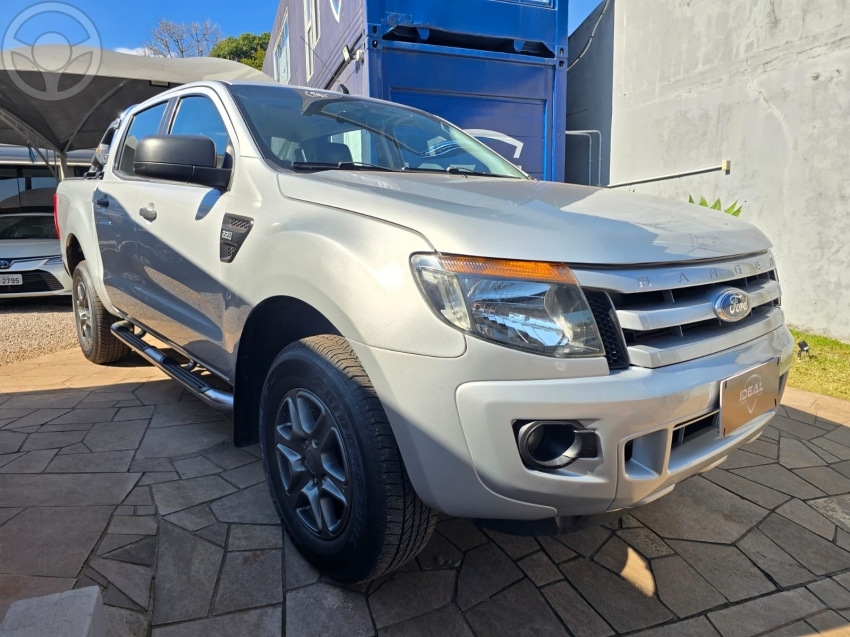 RANGER 2.2 XLS 4X4 CD 16V DIESEL 4P MANUAL - 2015 - PASSO FUNDO