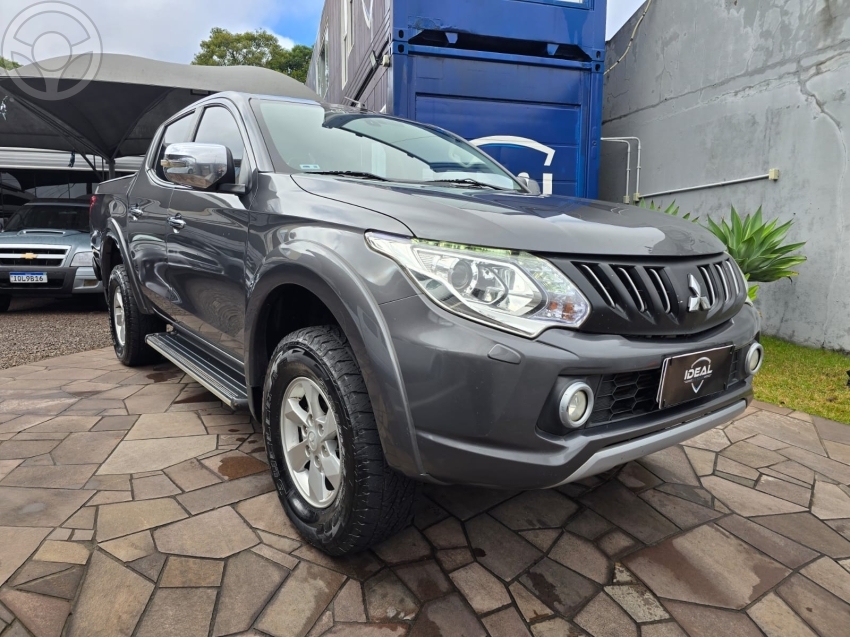 L200 TRITON 2.4 16V TURBO DIESEL SPORT HPE CD 4P 4X4 AUTOMÁTICO - 2018 - PASSO FUNDO