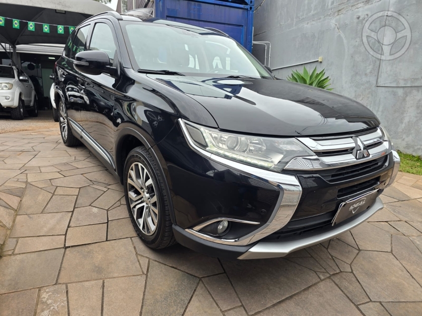 OUTLANDER 2.0 16V 4P AUTOMÁTICO - 2016 - PASSO FUNDO