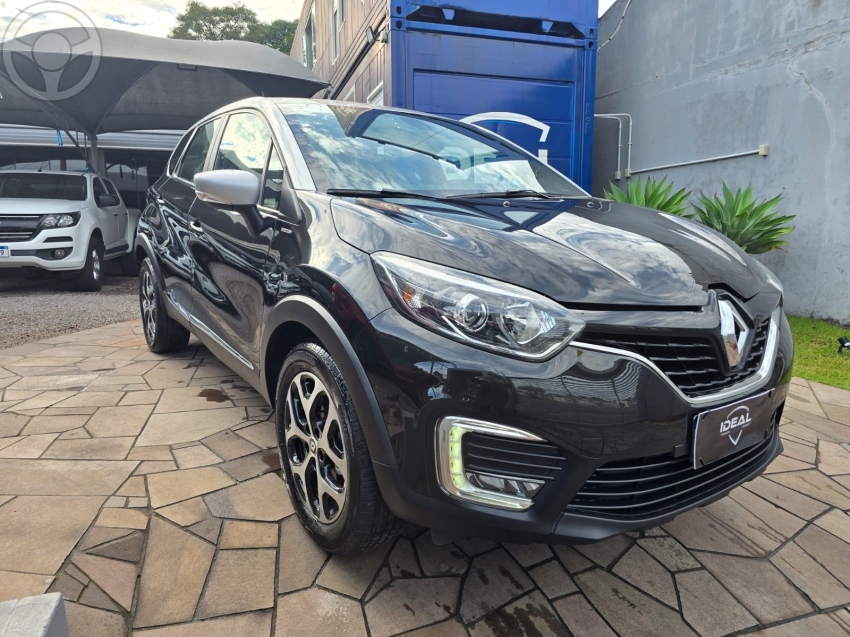 CAPTUR 1.6 16V INTENSE BOSE FLEX 4P AUTOMÁTICO - 2021 - PASSO FUNDO