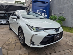 corolla 1.8 altis premium 16v hibrido 4p automatico 2023 passo fundo