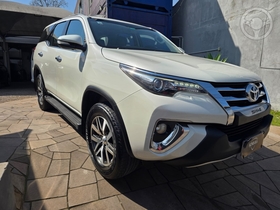 hilux sw4 2.8 srx 4x4 16v turbo intercooler diesel 4p automatico 2017 passo fundo