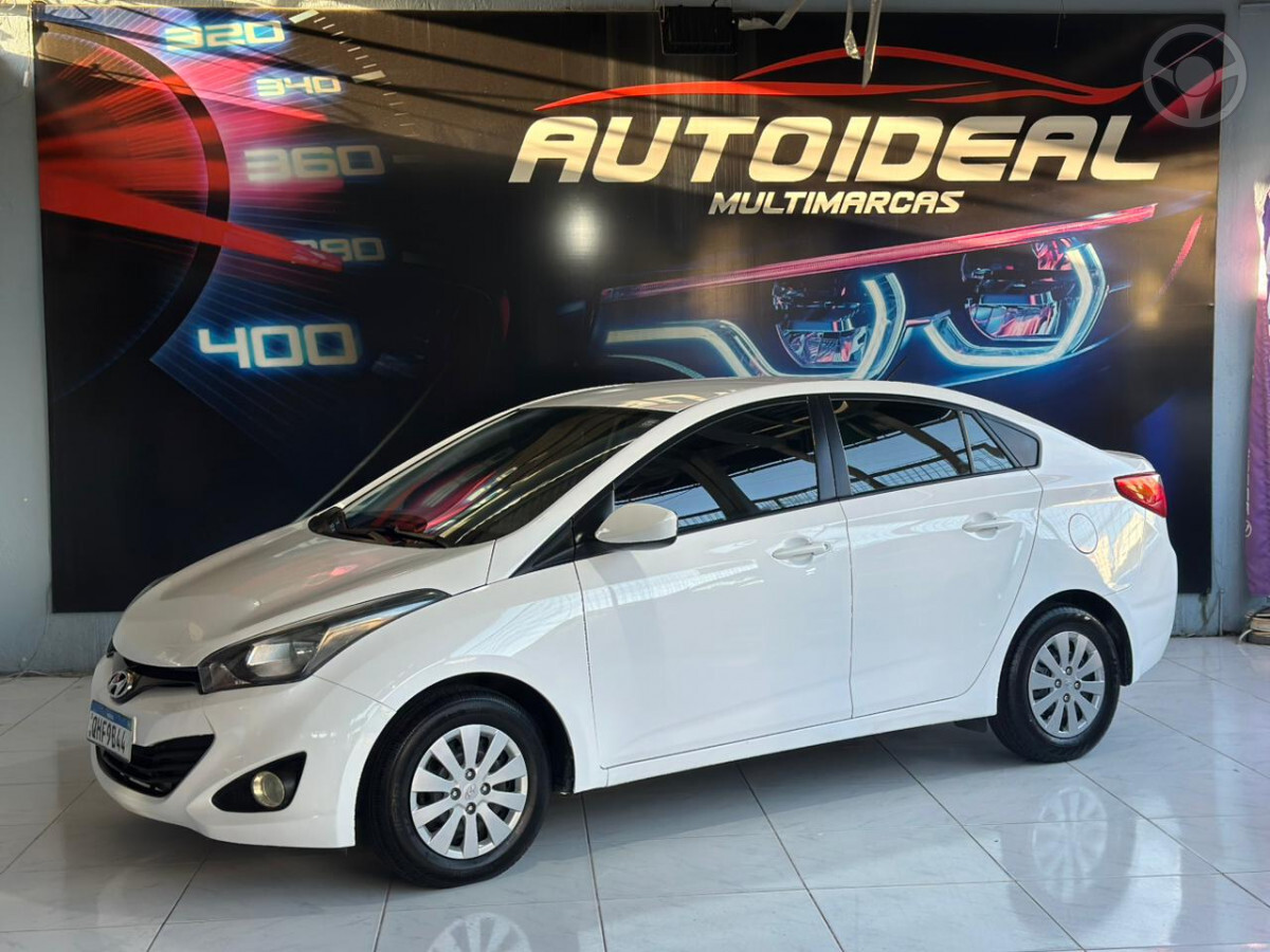 HB20S 1.6 COMFORT PLUS 16V FLEX 4P MANUAL - 2015 - NOVO HAMBURGO