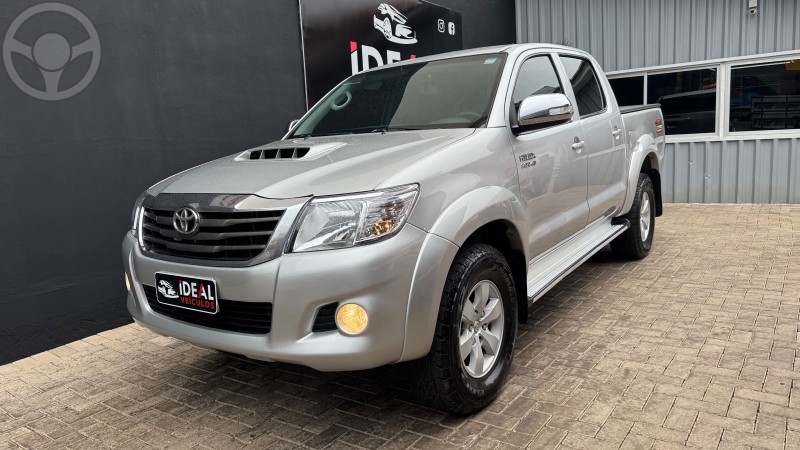 HILUX CAB.DUPLA SRV 3.0 TB - 2013 - LAJEADO