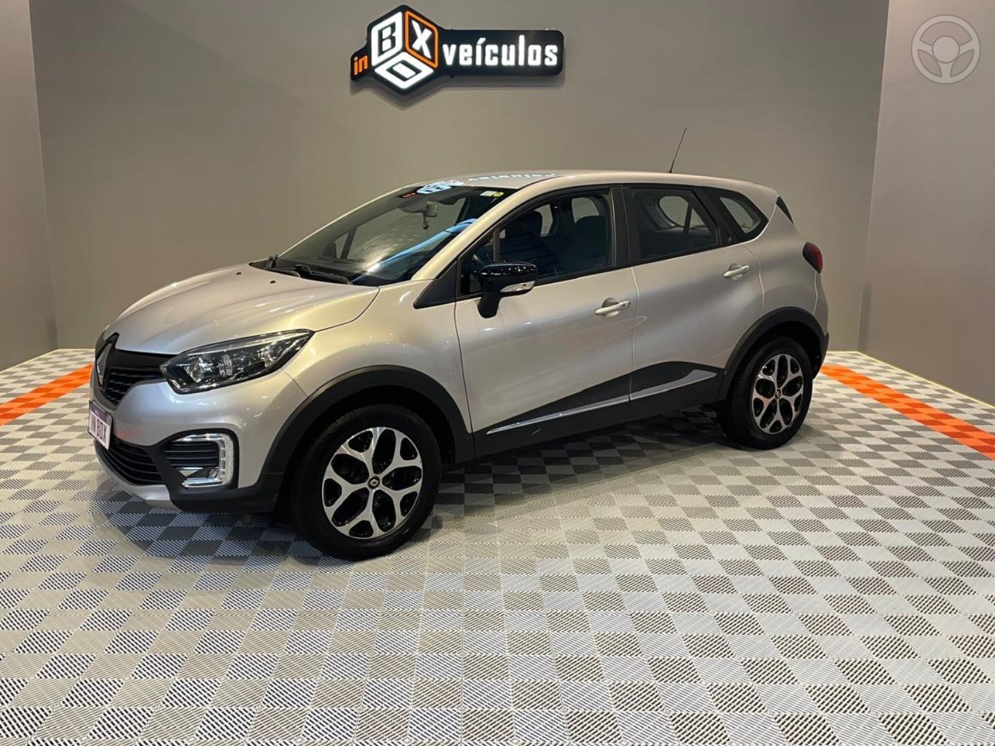 CAPTUR 1.6 16V SCE FLEX INTENSE X-TRONIC - 2019 - GRAMADO